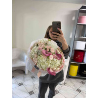 FLOWER MIX из ярко-розовых пионов «Сердце лета»